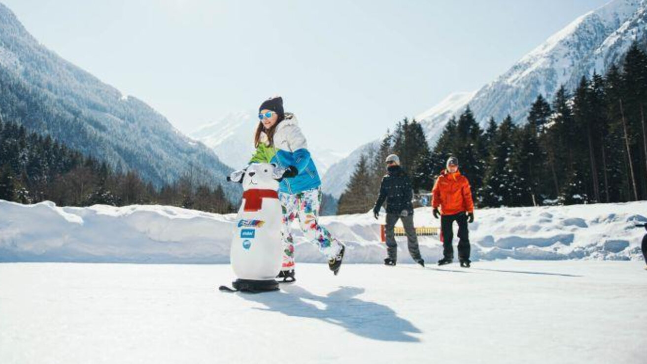 Eislaufen_im_Stubaital